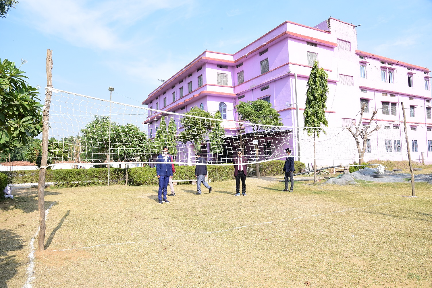 B.R. MAHILA MAHAVIDHYALAYA 